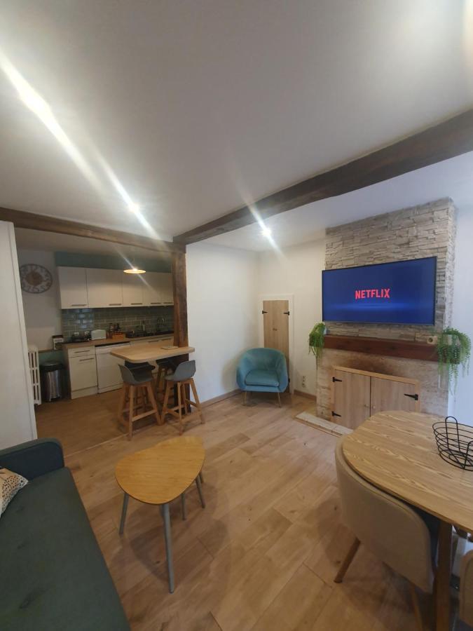 Maison De Rue: אוש מראה חיצוני תמונה
